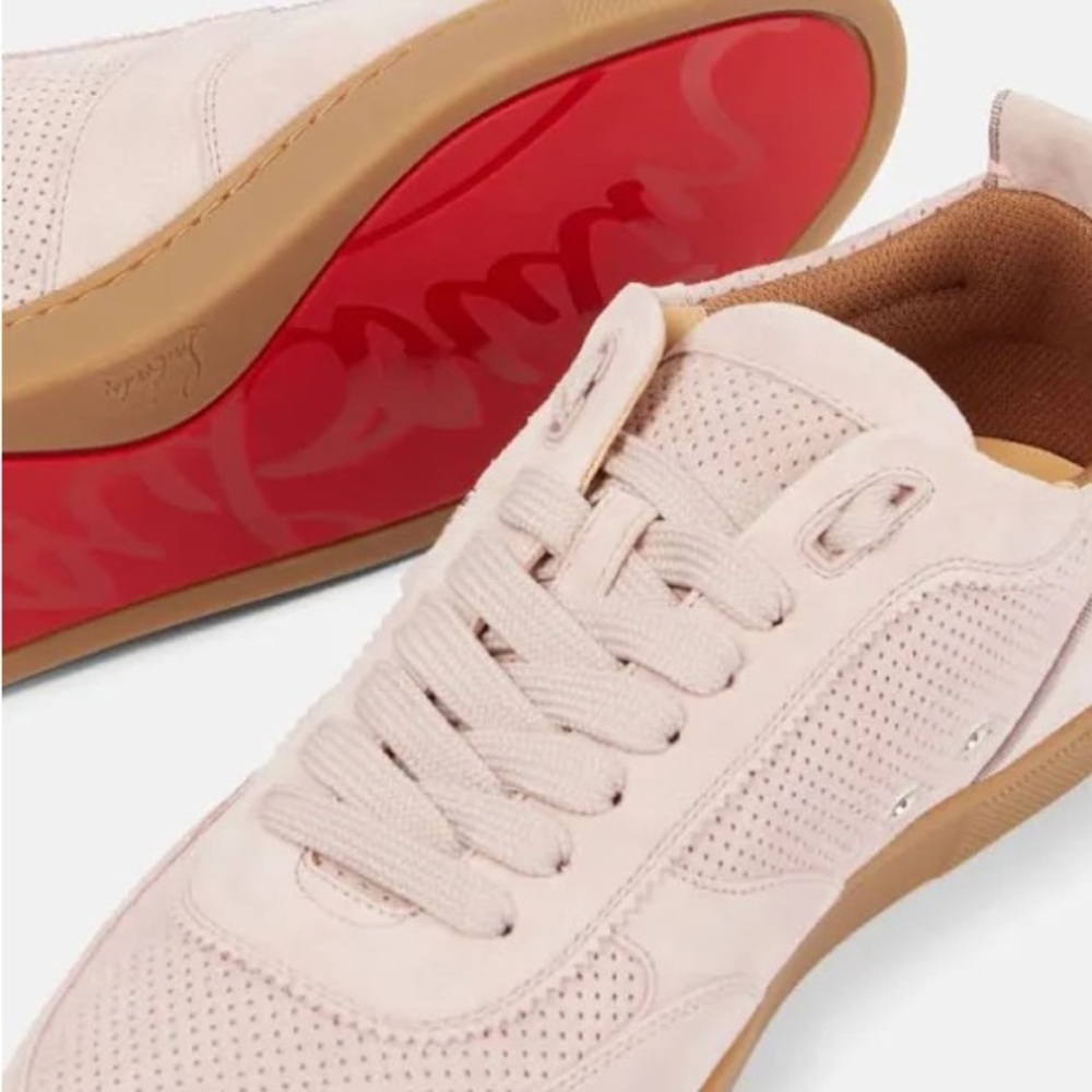 CHRISTIAN LOUBOUTIN
Tutti Donna Suede Red Sole Sneakers In Vintage Rose 42